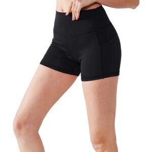 black shorts for woman fitness bikers with phone pocket